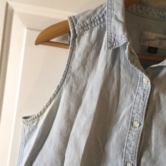 Target Universal Thread Light Blue Denim Sleeveless Top Small - Picture 3 of 6